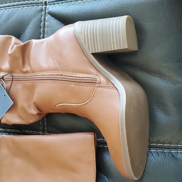 Universal Thread Tessa Knee High Scrunch Heeled Faux Leather Boots Cognac NWT - Picture 5 of 7